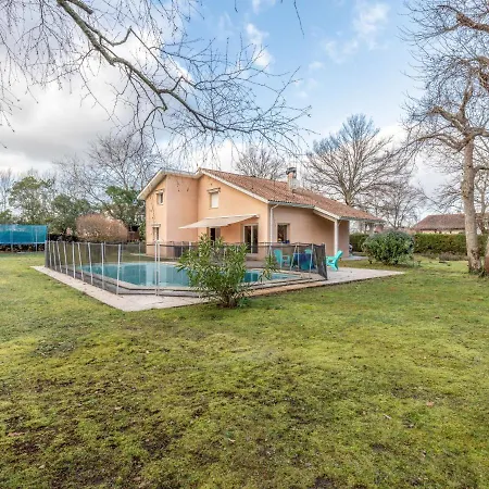 La Maison Des Pins By Interhome בית נופש לה טיש