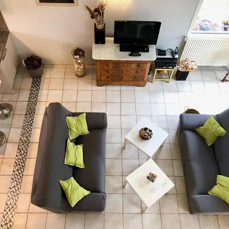בית נופש La Maison Des Pins By Interhome