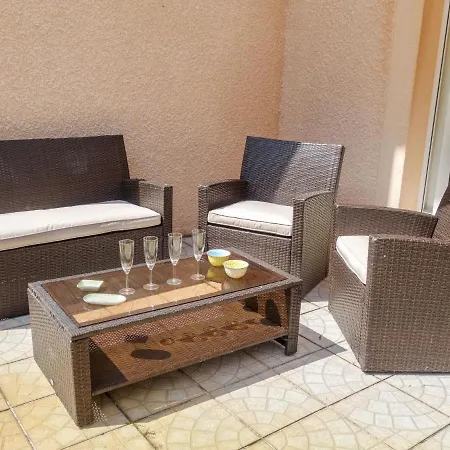 בית נופש La Maison Des Pins By Interhome לה טיש