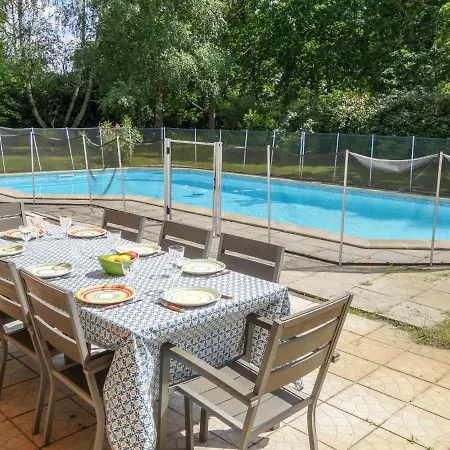 La Maison Des Pins By Interhome * לה טיש