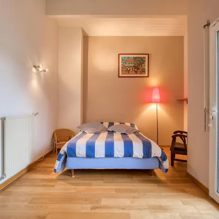 La Maison Des Pins By Interhome בית נופש לה טיש